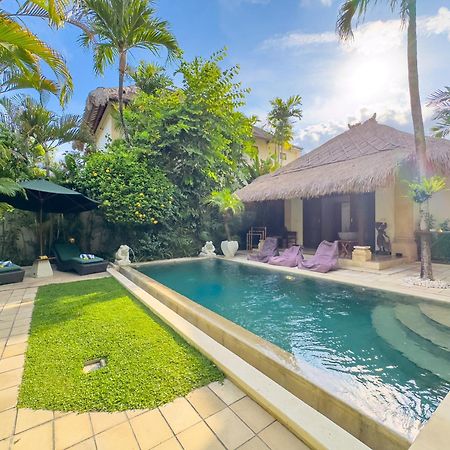 Villa Bugis Kayu Aya Seminyak Екстериор снимка