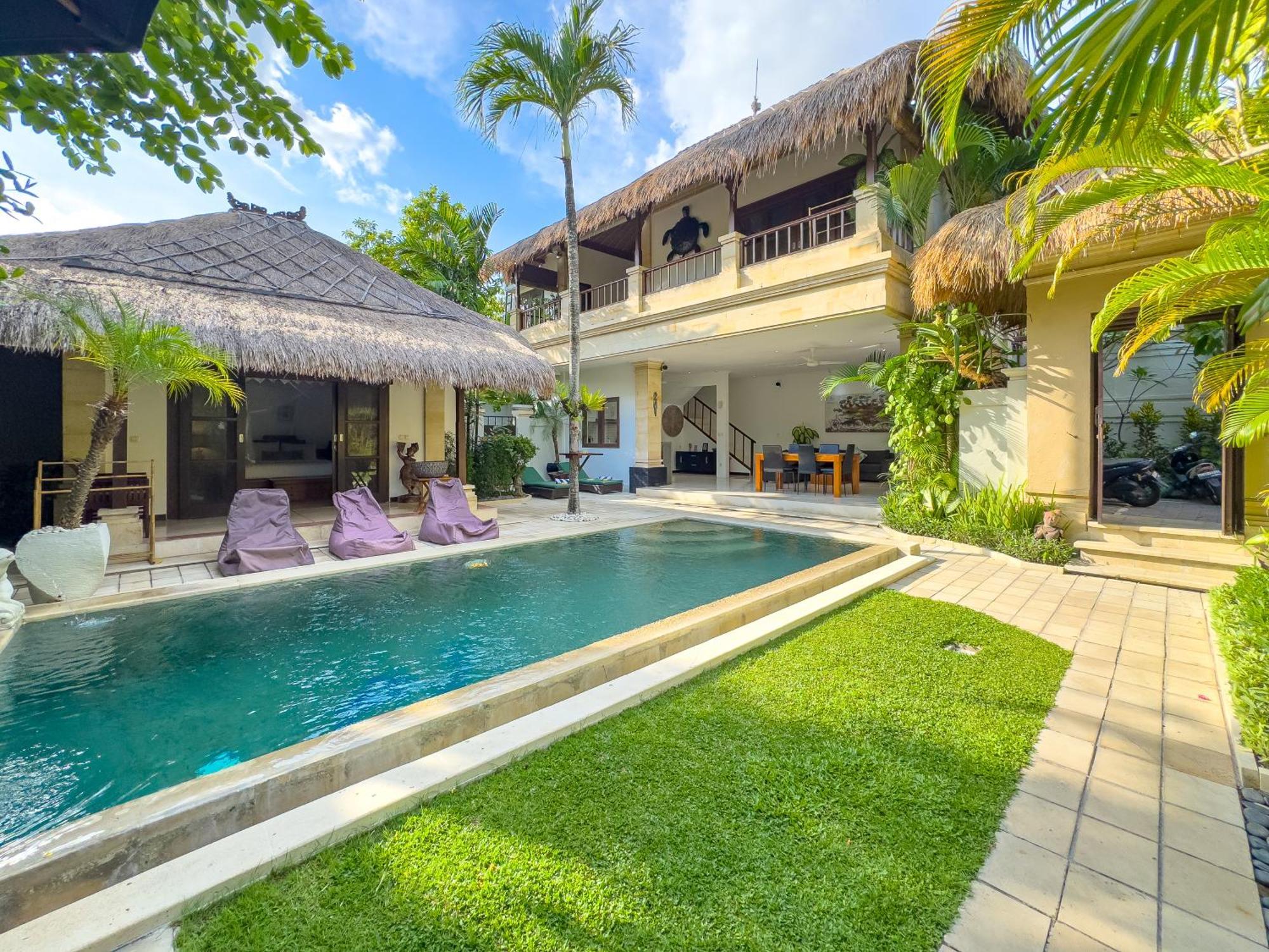 Villa Bugis Kayu Aya Seminyak Екстериор снимка