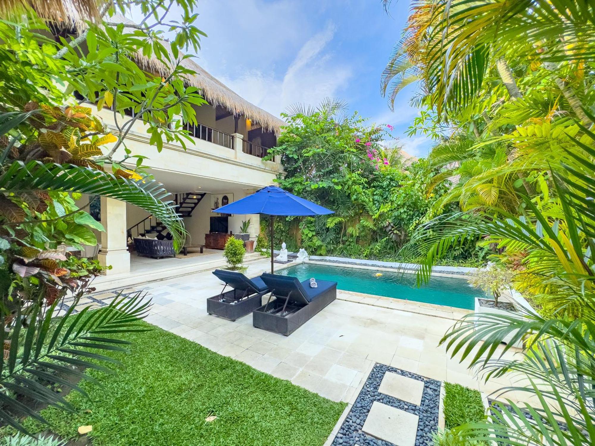 Villa Bugis Kayu Aya Seminyak Стая снимка
