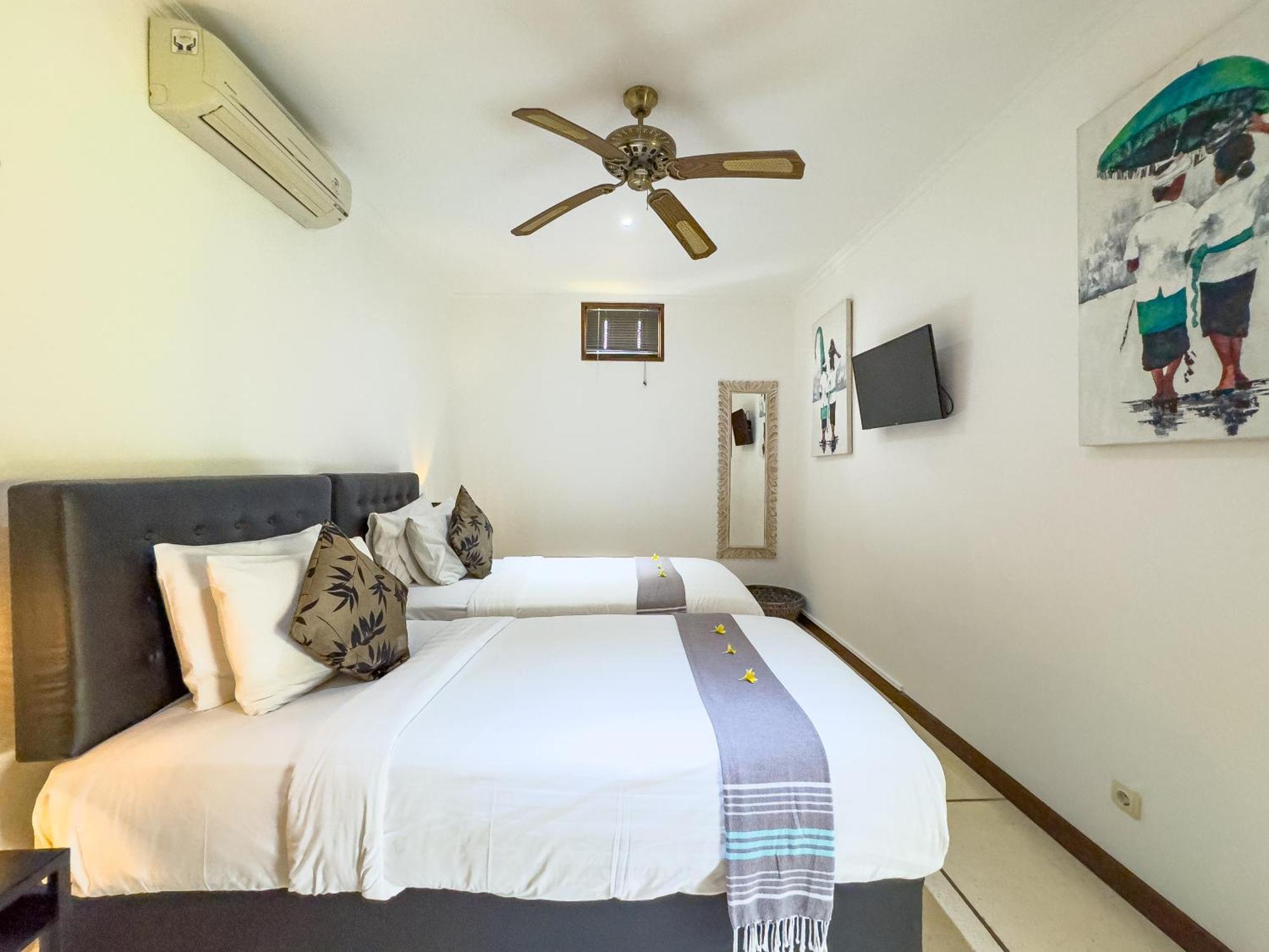 Villa Bugis Kayu Aya Seminyak Стая снимка