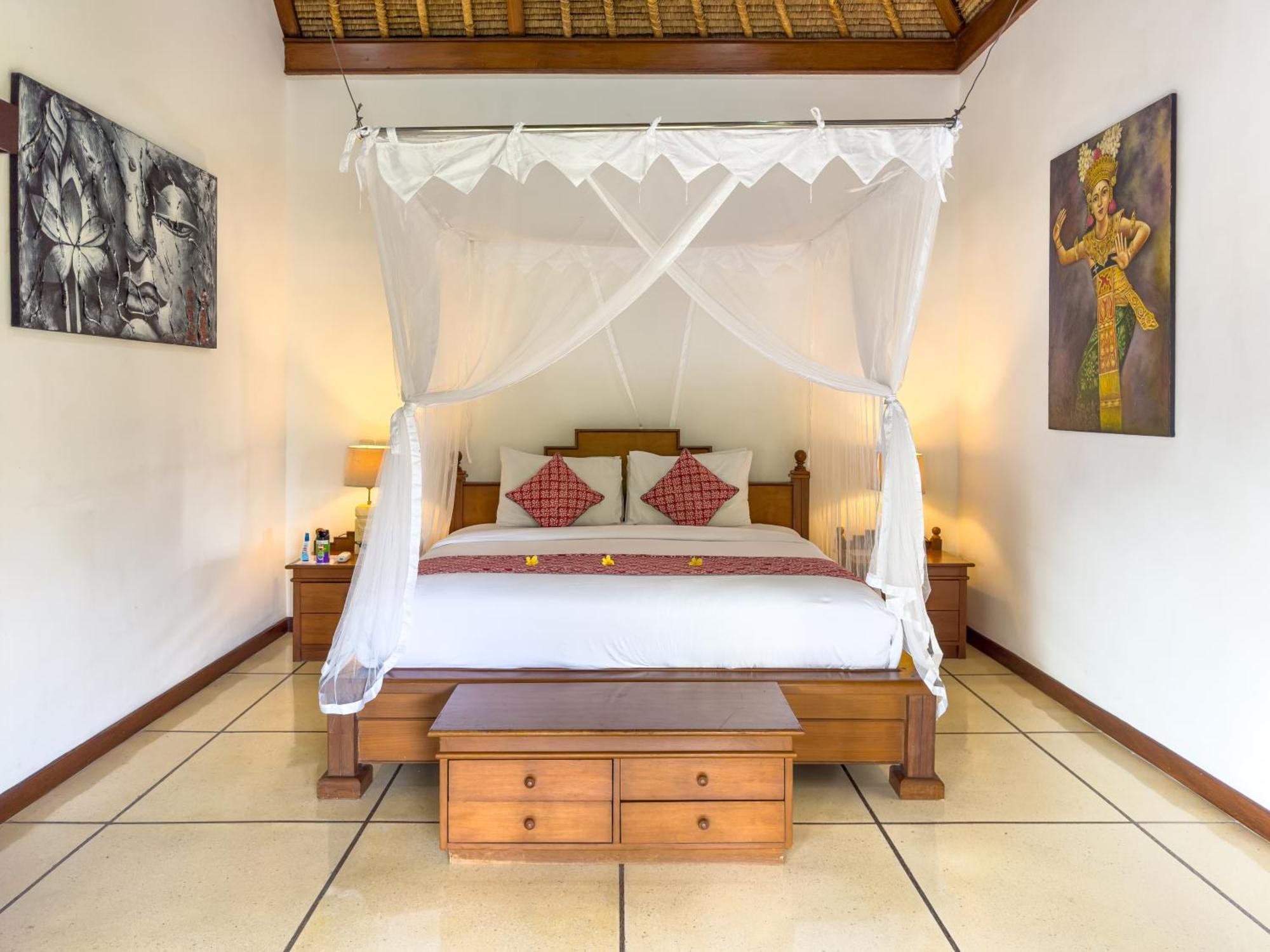 Villa Bugis Kayu Aya Seminyak Стая снимка