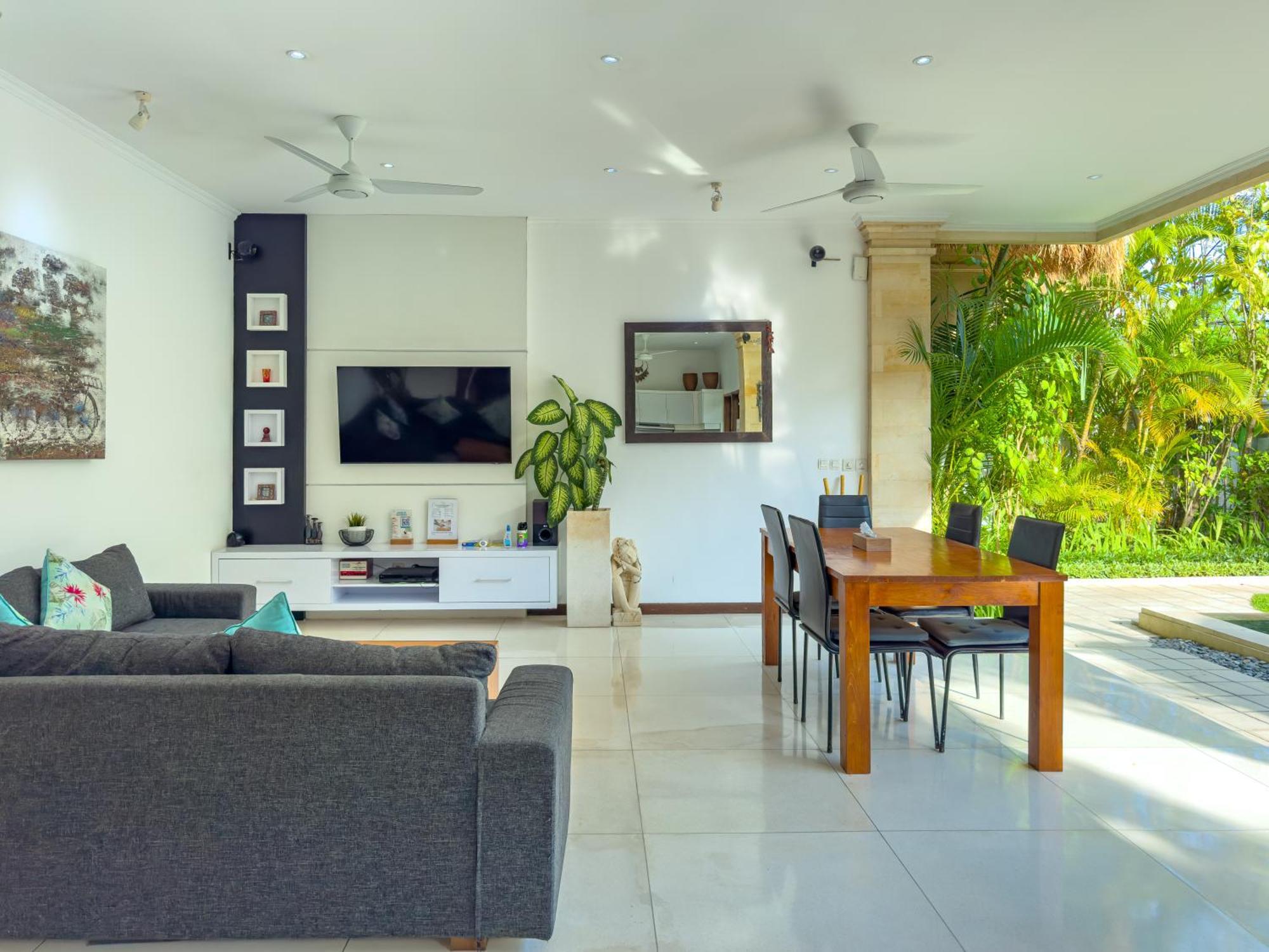 Villa Bugis Kayu Aya Seminyak Стая снимка
