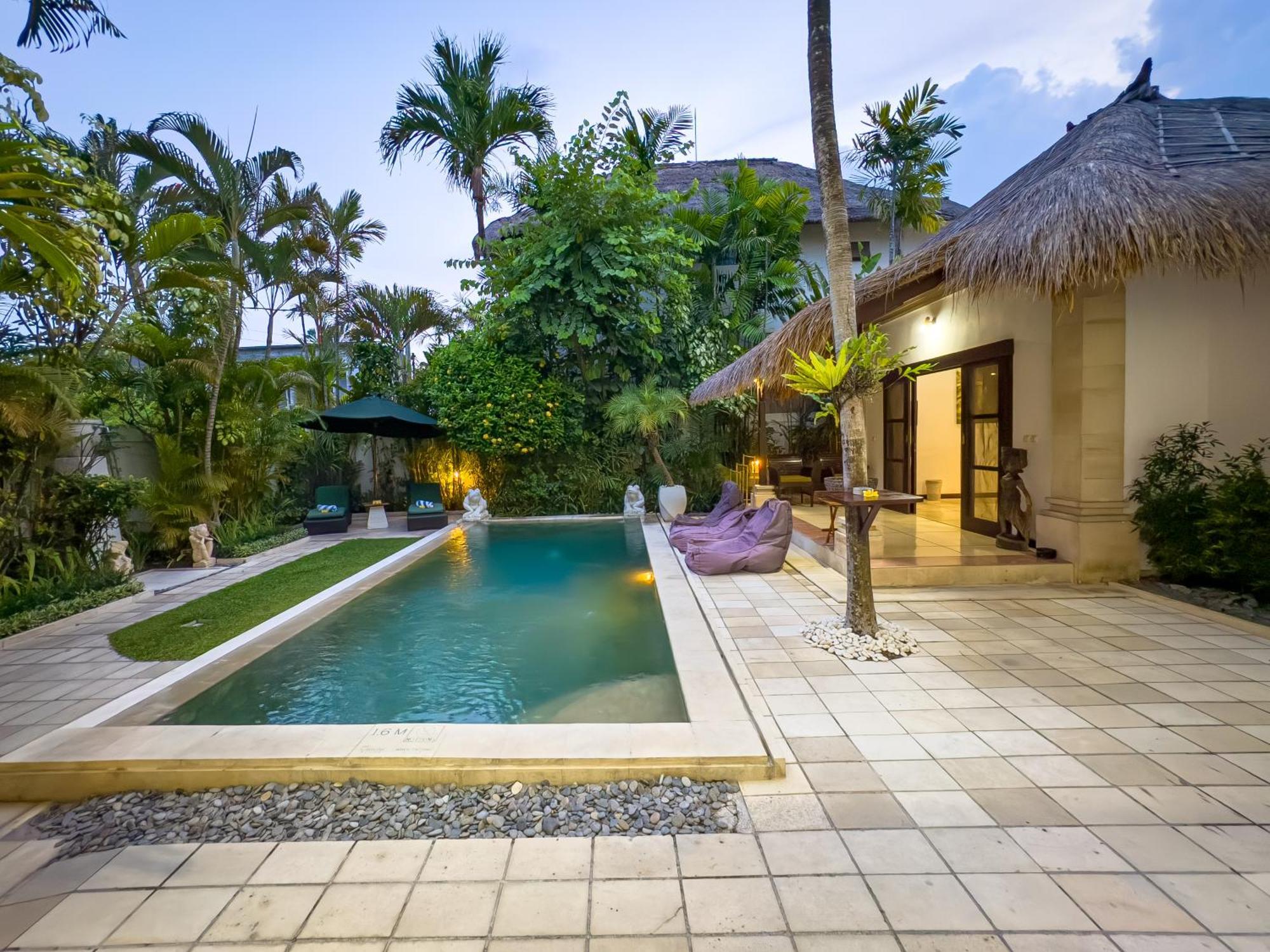Villa Bugis Kayu Aya Seminyak Стая снимка