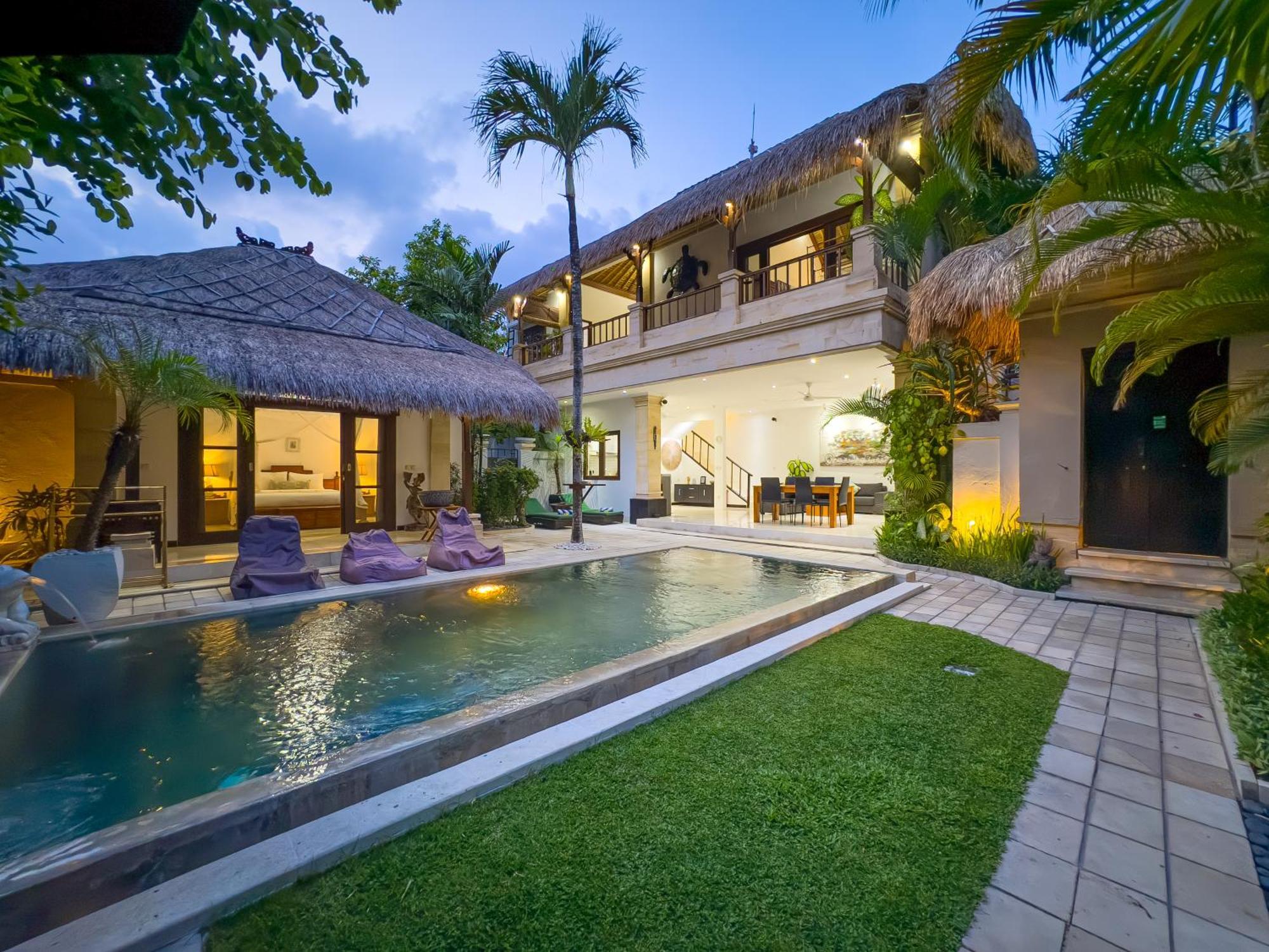 Villa Bugis Kayu Aya Seminyak Стая снимка