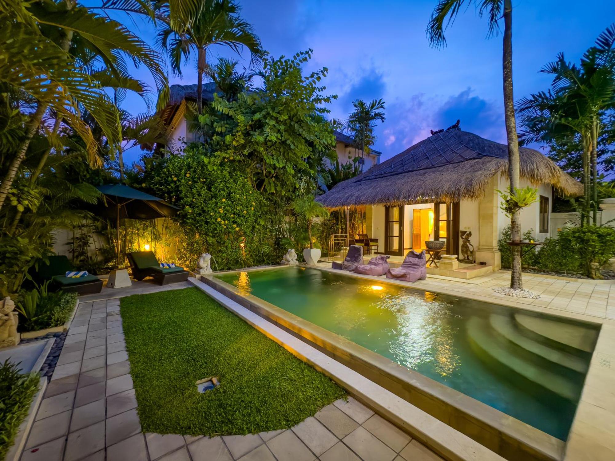 Villa Bugis Kayu Aya Seminyak Стая снимка