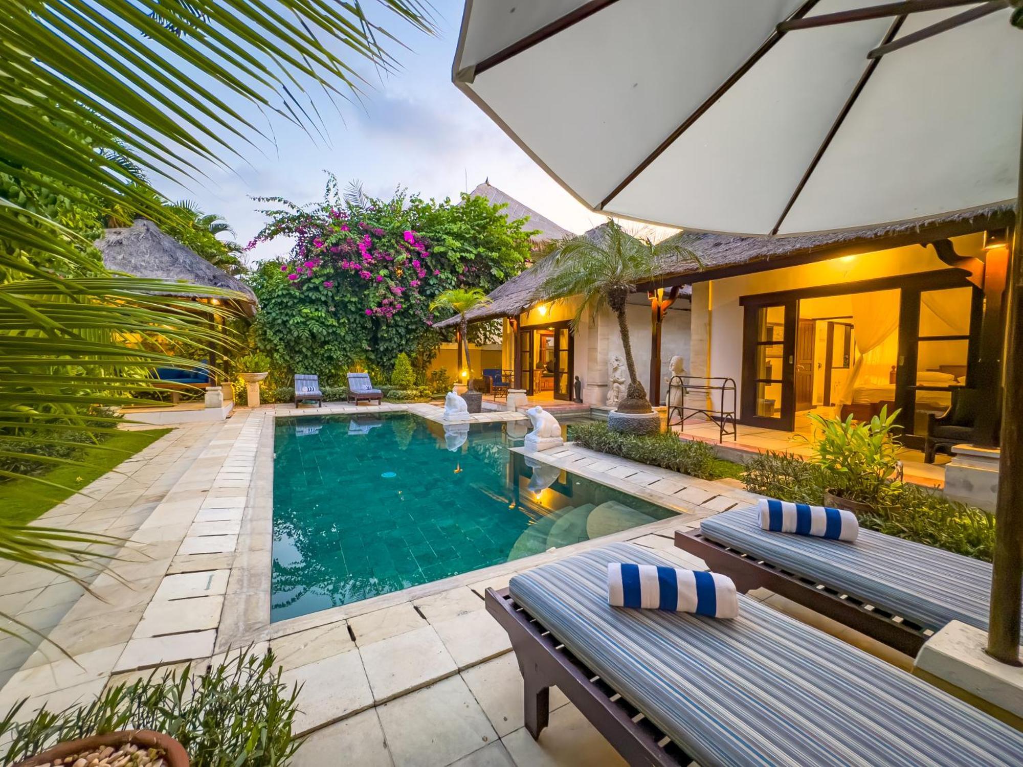 Villa Bugis Kayu Aya Seminyak Стая снимка