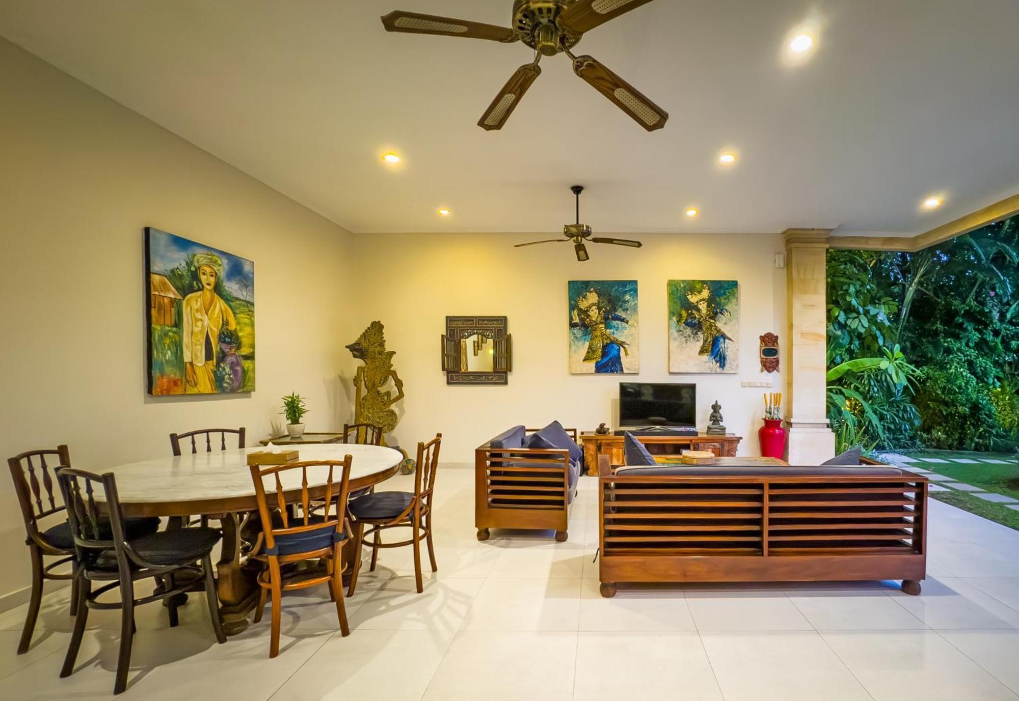 Villa Bugis Kayu Aya Seminyak Стая снимка