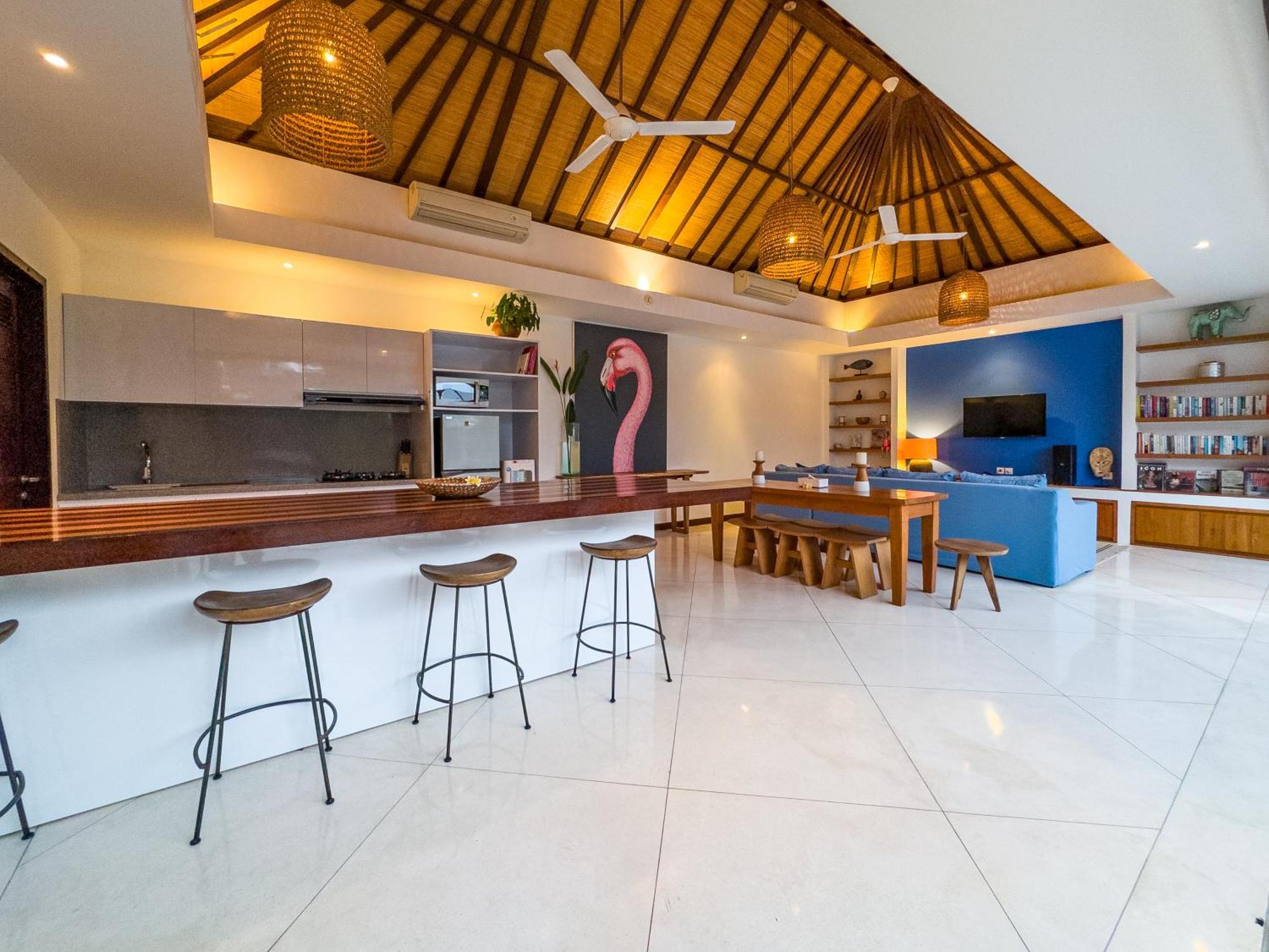 Villa Bugis Kayu Aya Seminyak Стая снимка
