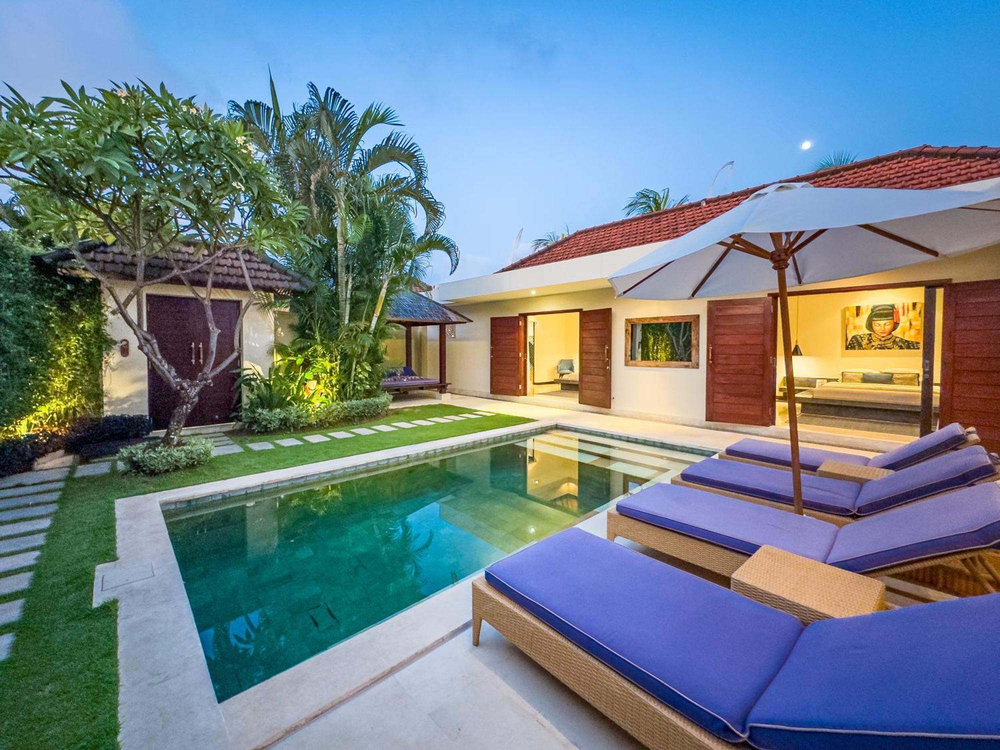Villa Bugis Kayu Aya Seminyak Стая снимка